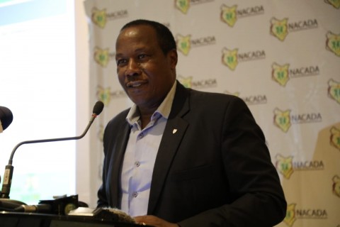 Dr. Richard Gakunju en el lanzamiento del Plan Estratégico NACADA